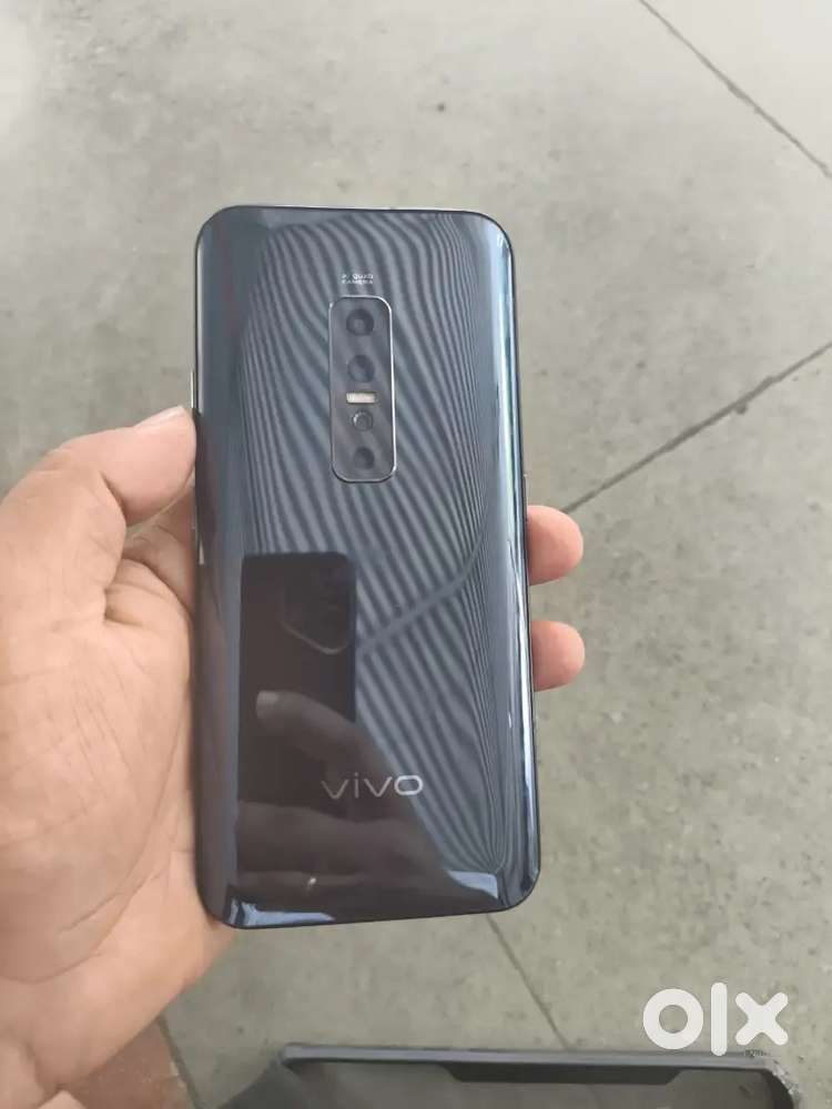 Vivo V17pro 8/128 gb