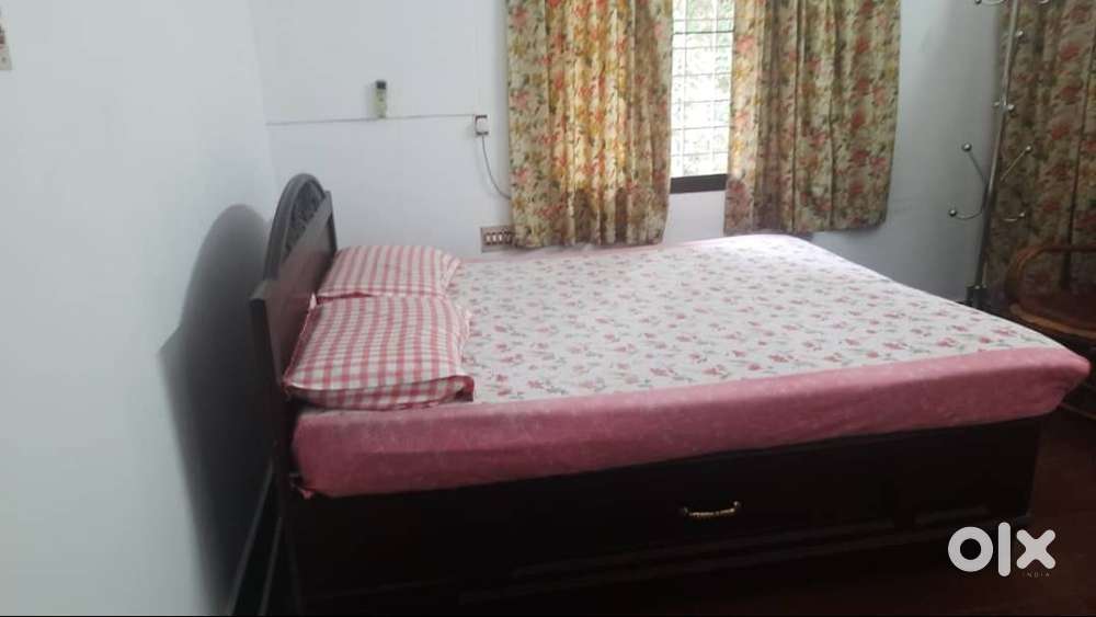 Apartment 2 BHK AC fully furnished at Kacheripady Pachalam