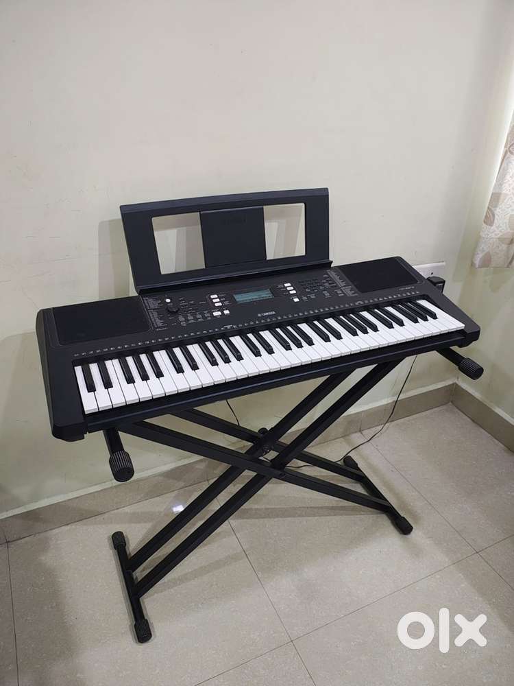 Yamaha PSR E373 Digitial Touch Sensitive Portable 61 Keys Keyboard