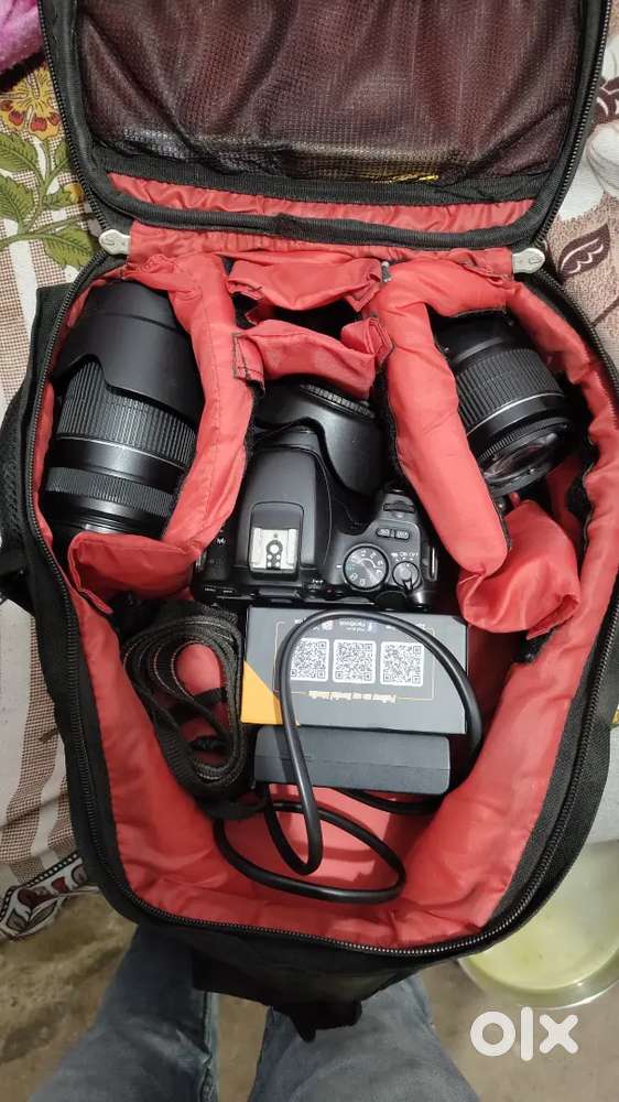 Canon 200d with 3 lens