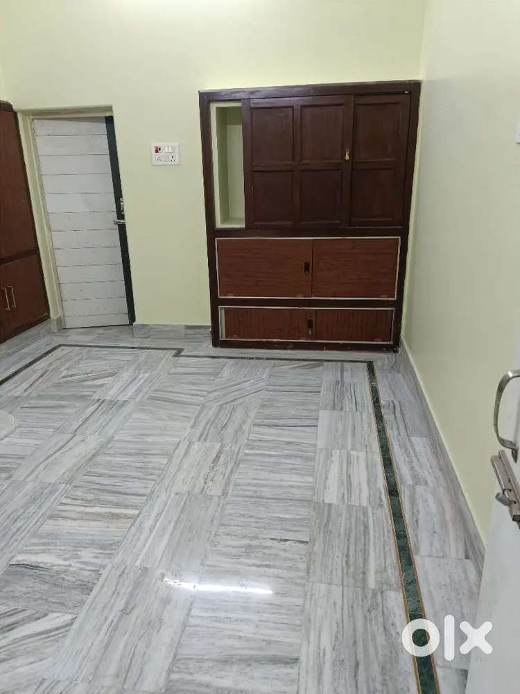 Room on Rent Teliabagh Varanasi