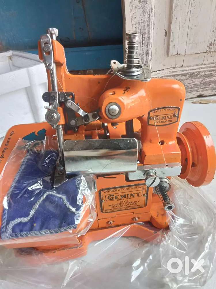 Over lock sewing machine