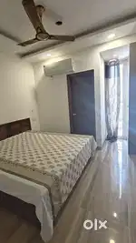 3 bhk Flat with lift only for family