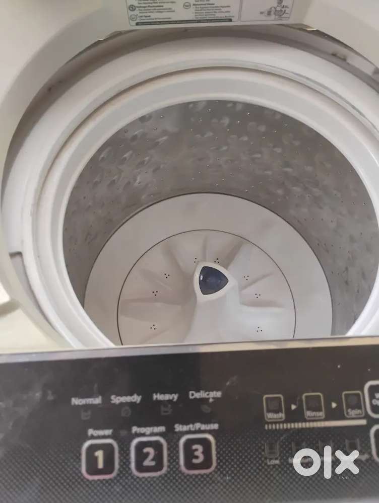 Whirlpool washing machine top load, 7 years old