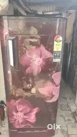 Whirlpool fridge 190 litre