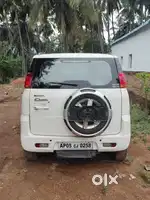 Mahindra Quanto 2013
