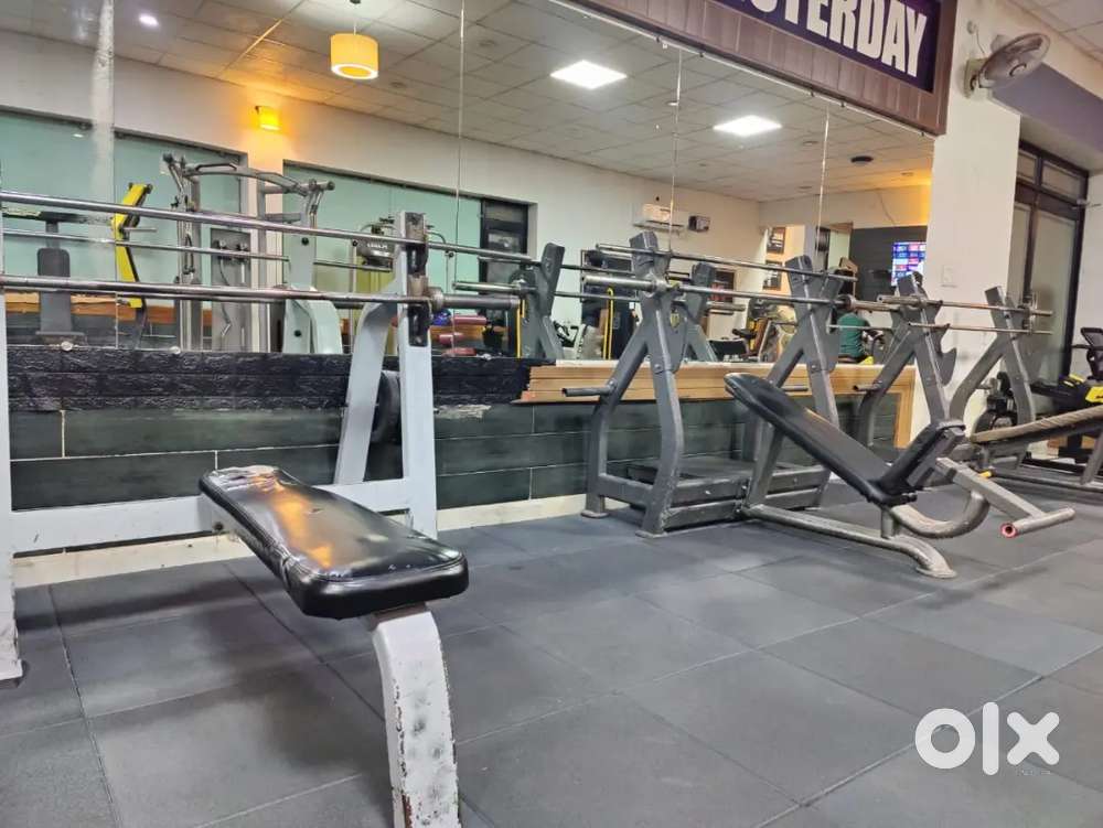 Olympic Gym Weigh Benches, Gym Balls (Swiss Balls), Metal Chairs 3seat