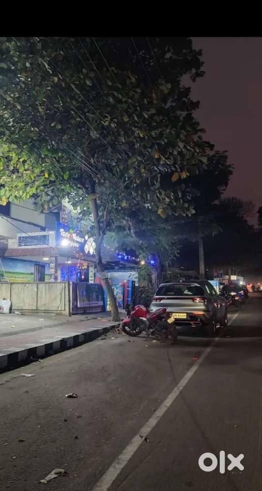 Owner ourjent need money  any interest callme all  commercial availab