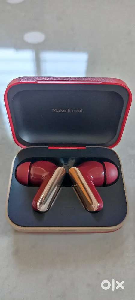 Realme Buds Air 7 Pro – Excellent Condition