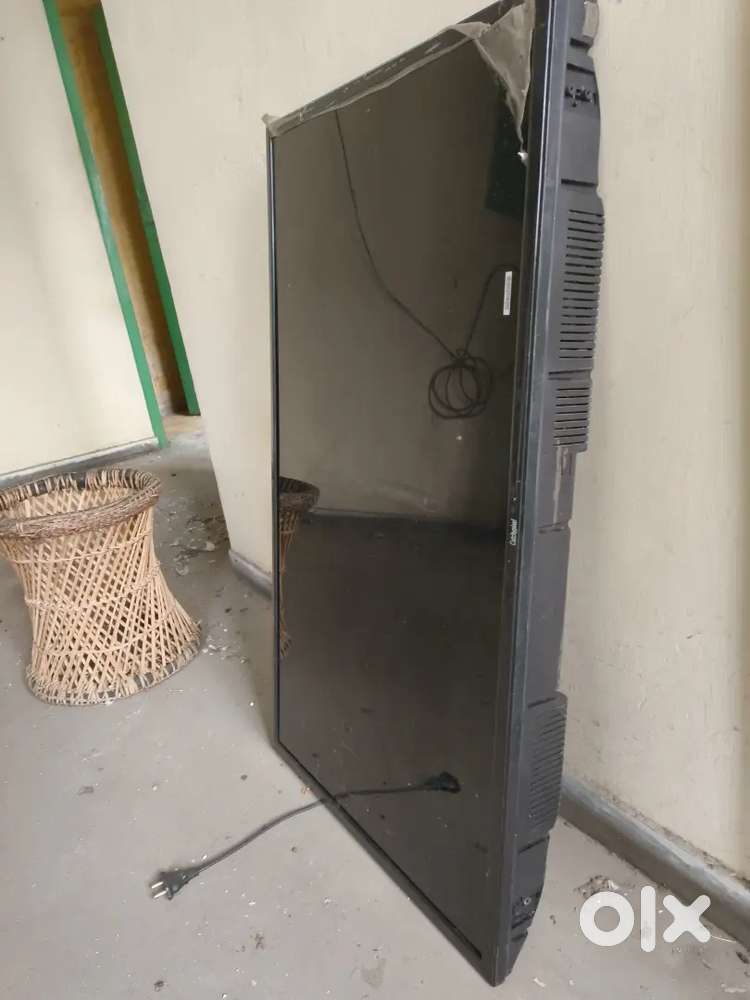 Catchypixel LED TV for sale not working