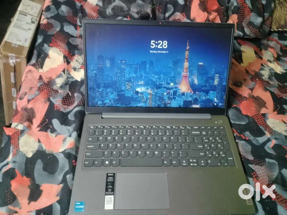 Laptop lenovo IdeaPad slim 3