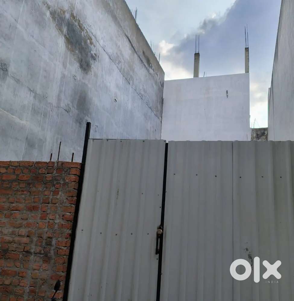 Registered plot 103 sqyds for sale near  Tolichowki x roads