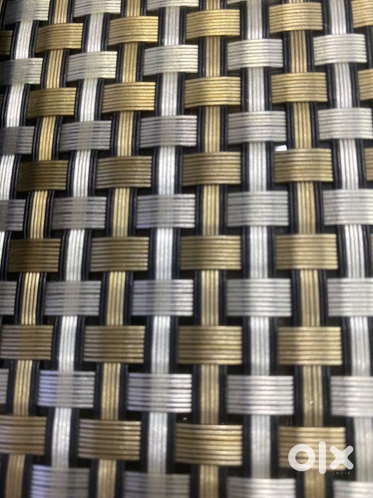 Persniol assistant female