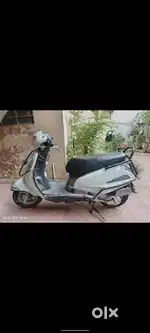 Scooty, two Wheeler, Suzuki, acesss 125