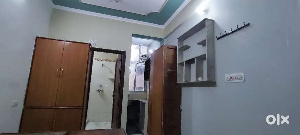 On rent Studio flat cum 1RKW