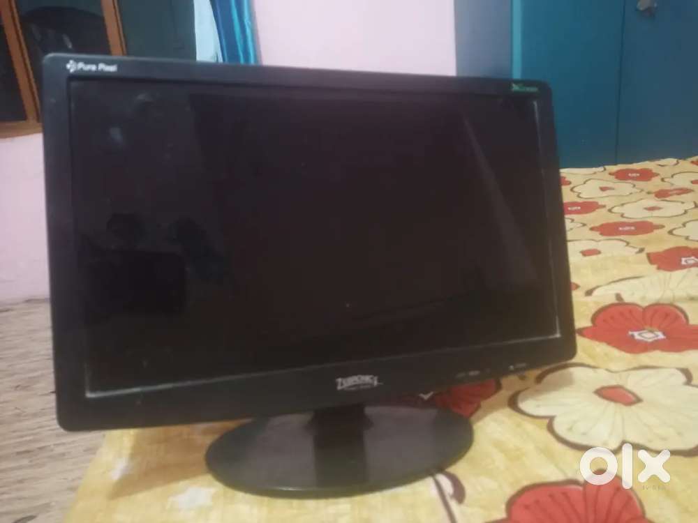 Selling Computer 12 Inch.
