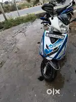 Maestro edge scooter with new tyres only 19000+ km