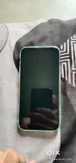 iPhone 13 very good condition, bill box sab bai