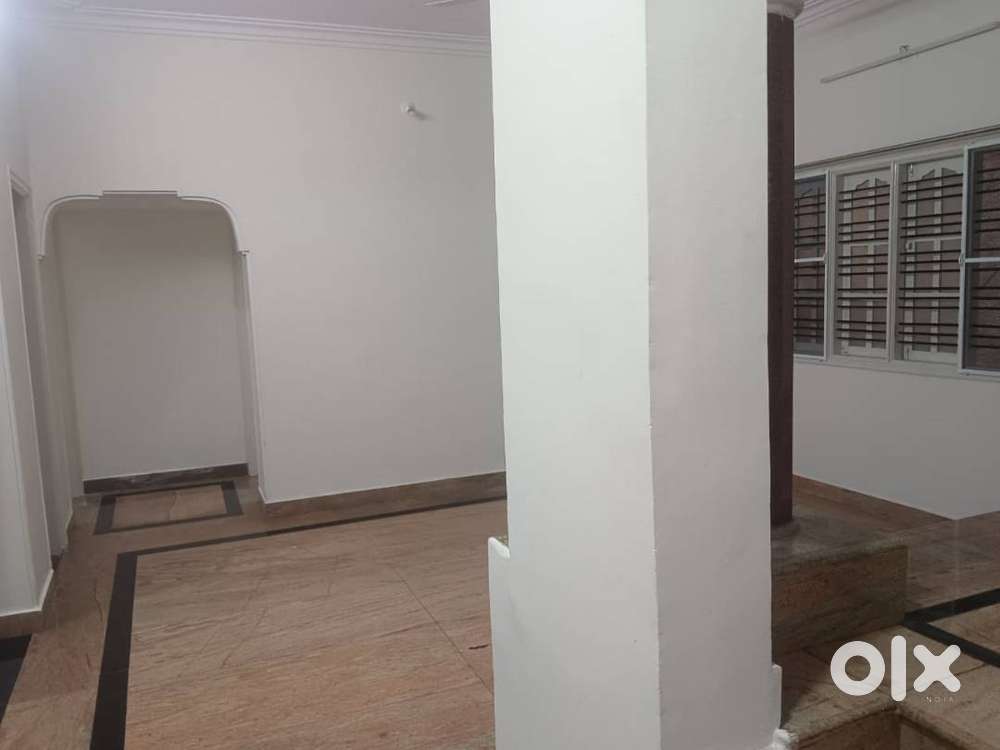 BTM LAYOUT 2NDA STAGE AVAILABLE FOR LEASE