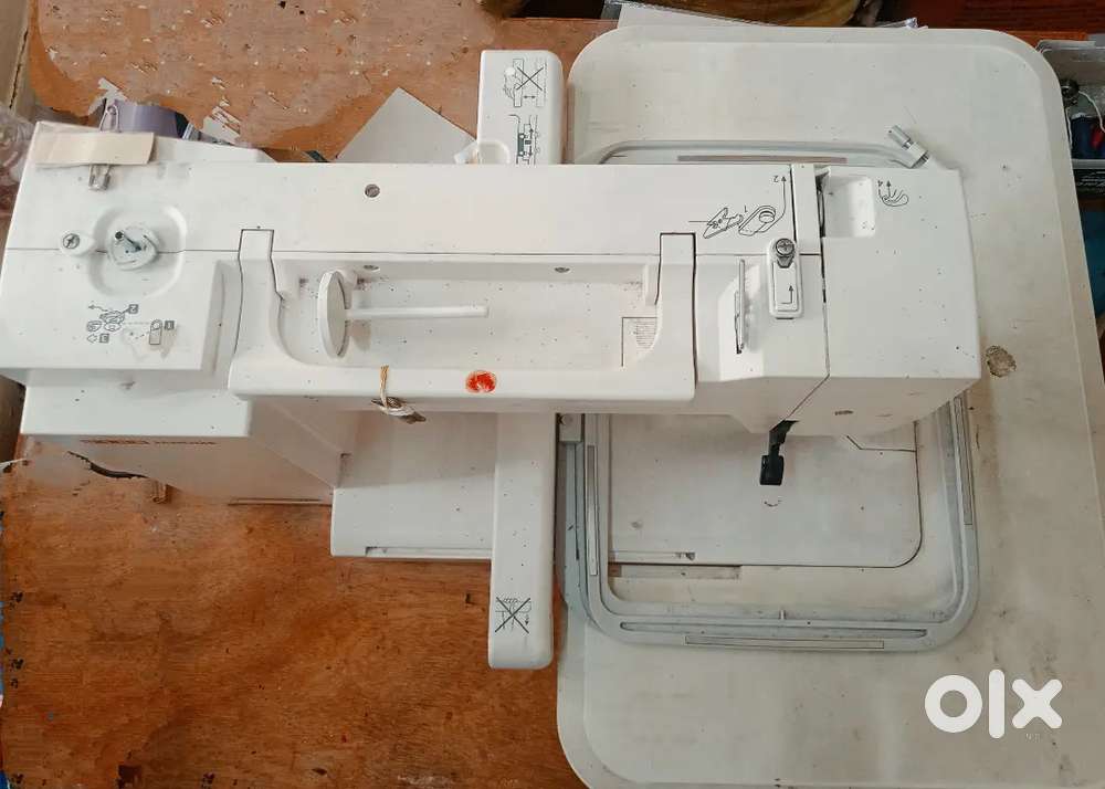 Usha Embroidery Machine(2years old)Full working condition