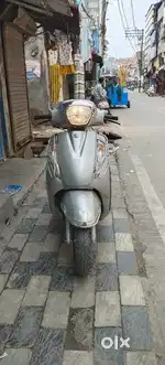 Ladies hand driven