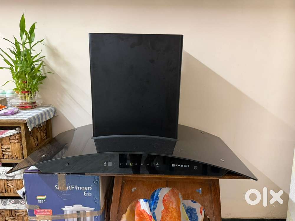Faber Wall Mounted Glass Chimney - Hands Free Turn On