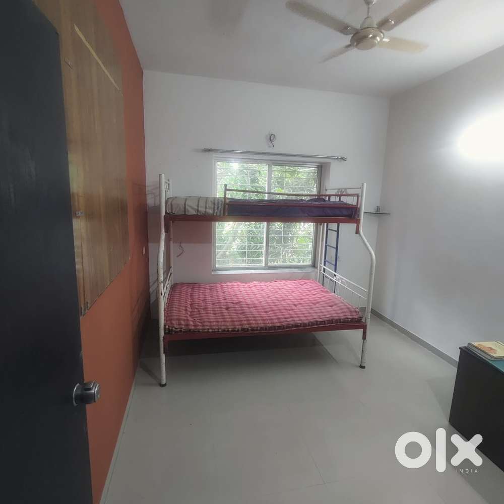 Need 3girls roommate
