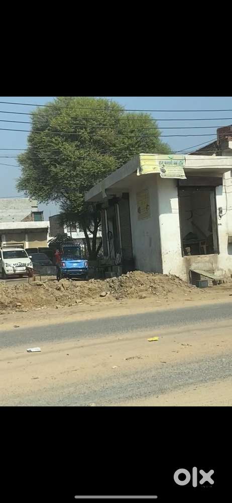 3 shops with terrace