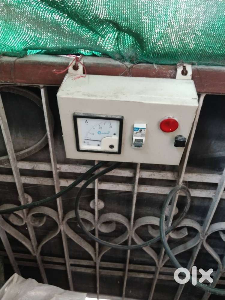 Good condition commercial pulvariser flour mill flour mill for sale.