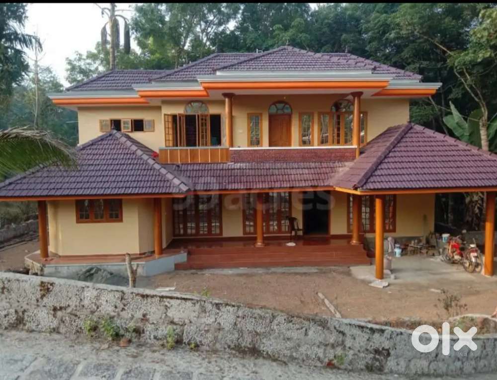 2bh house rent 1st floor(3km from kolenchery)