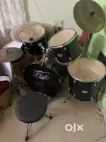 Drums set with Seat