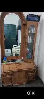 Dressing table