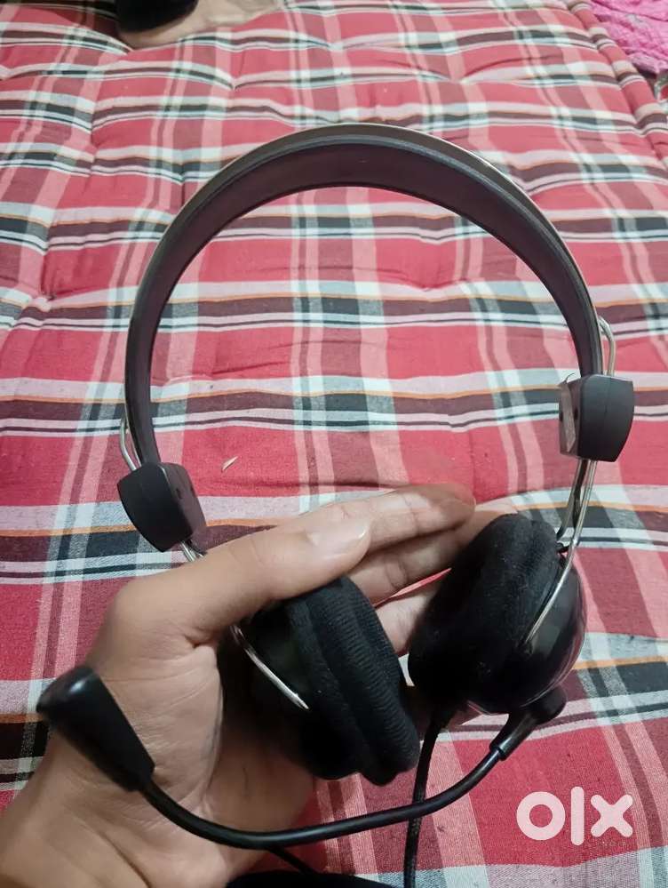 Artis Headphone