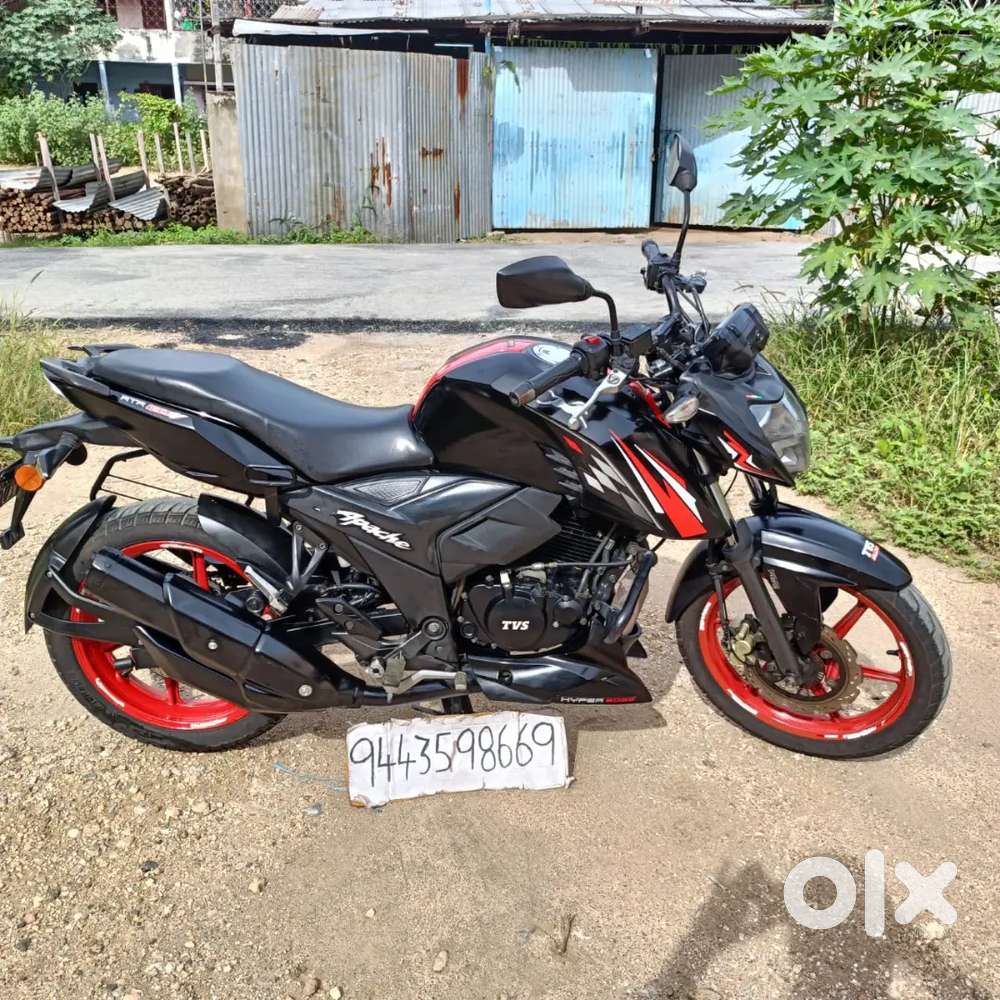TVS APACHE RTR 160 V4