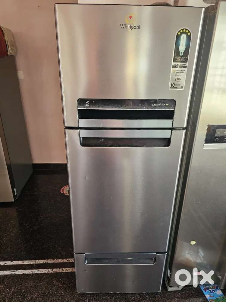 Whirlpool Proton 5 star rating 375ltr 3 door fridge