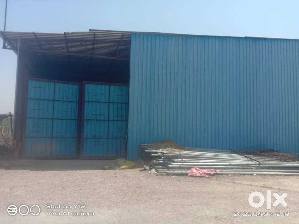 TIN SHADE AND IRON SHEETS