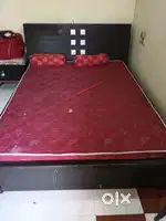 King size bed