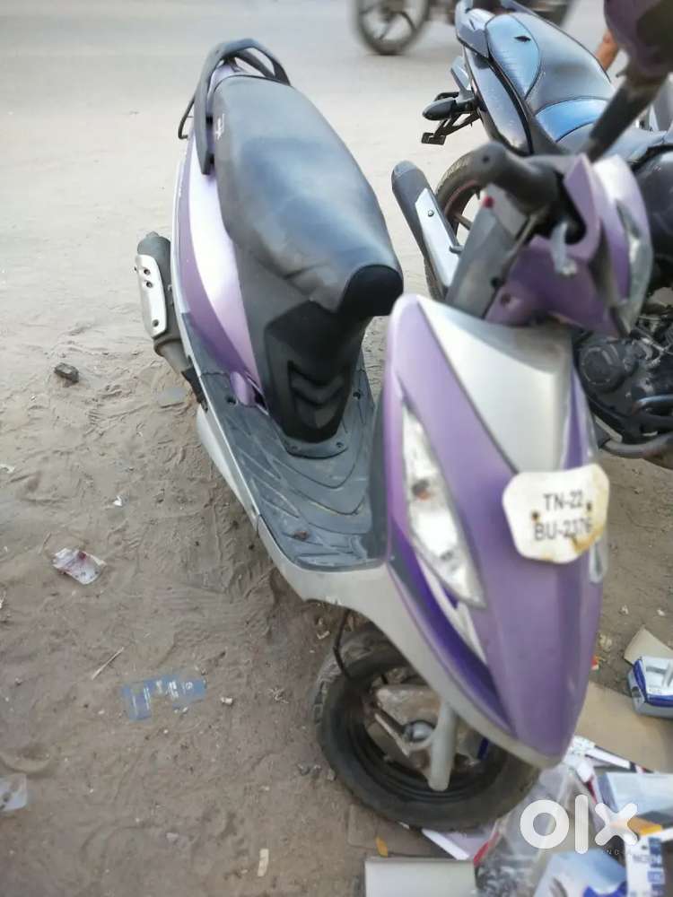 Tvs scooty