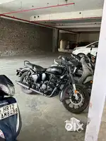 Classec 350 dark stealth black