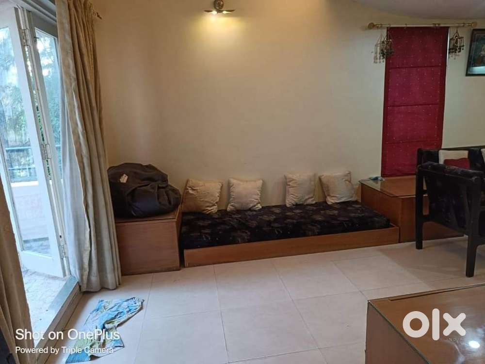 Co-ed flat Single/double occupancy available