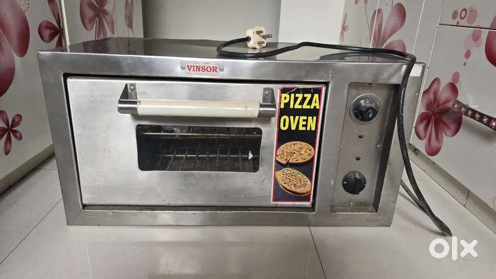 Commercial Microwave Oven