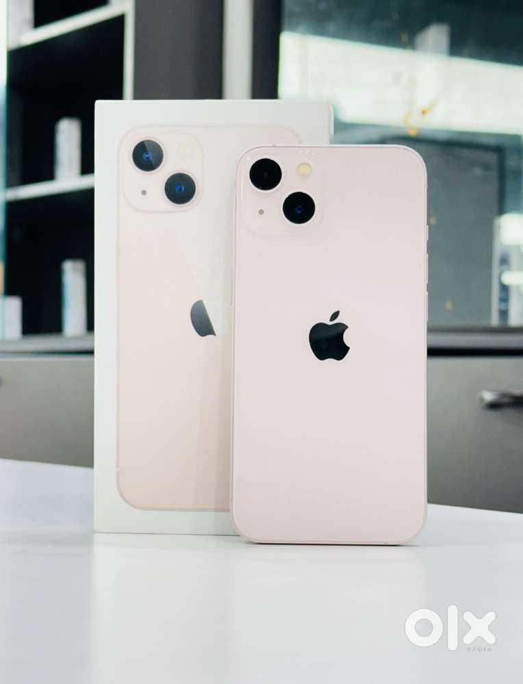 iPhone 13-128GB FLAWLESS CONDITION WARRANTY PROVIDED