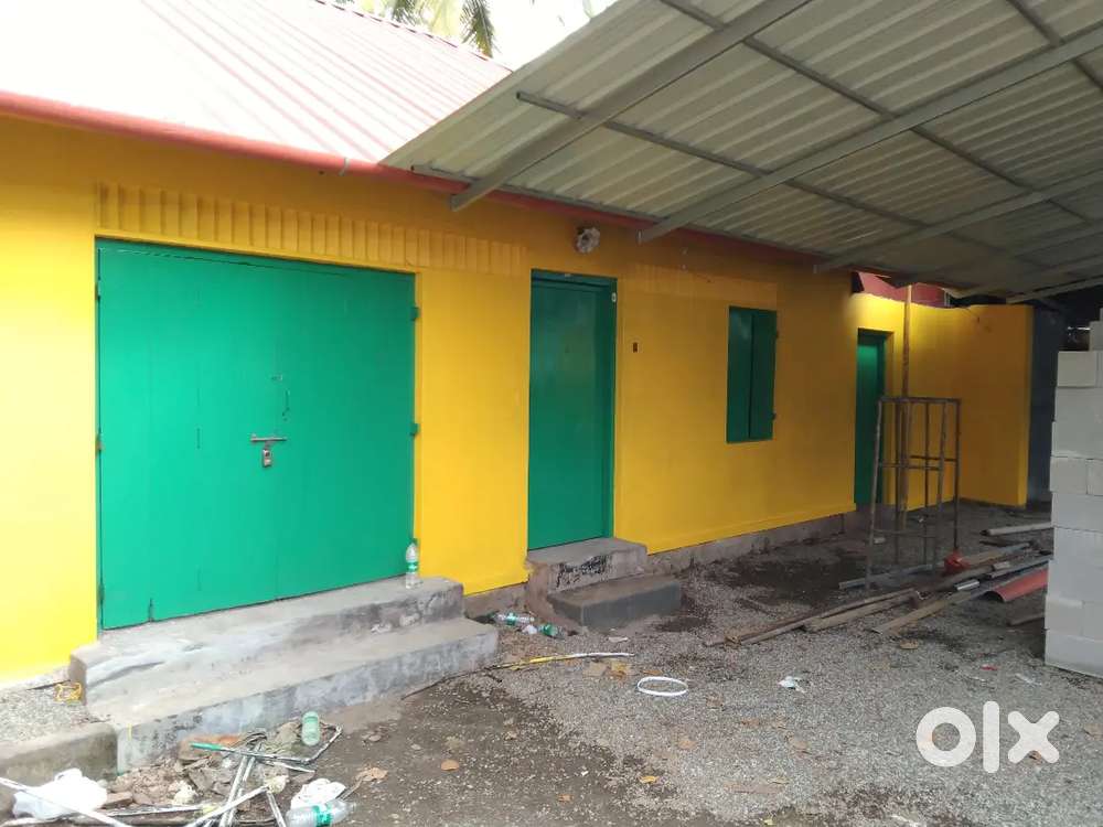 SPACIOUS COMMERCIAL SPACE NEAR MUTTADA PATTOM ROAD