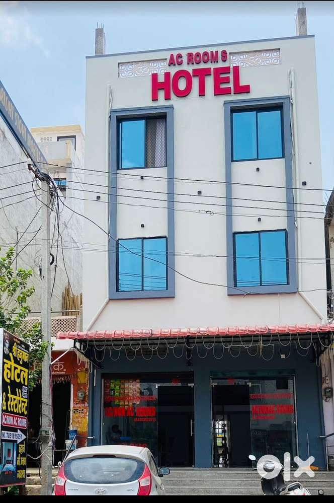 Running Hotel and Restaurent on Rent/Lease in Reengus , Khatu Shyam Ji