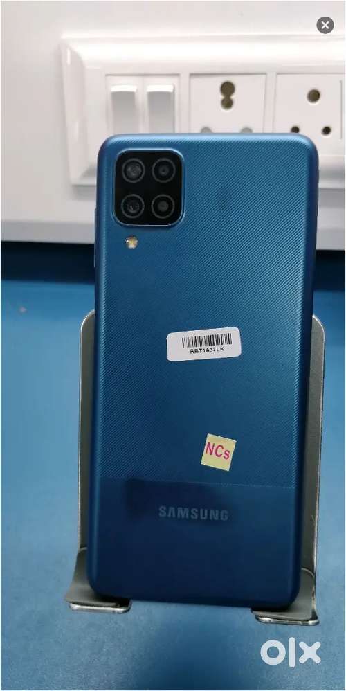 Samsung Galaxy M12 (4 GB/64 GB)