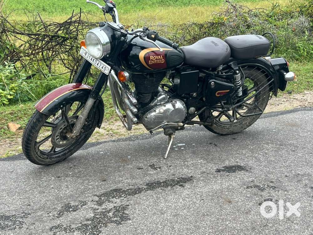 Royal Enfield classic super A1 condition new tire