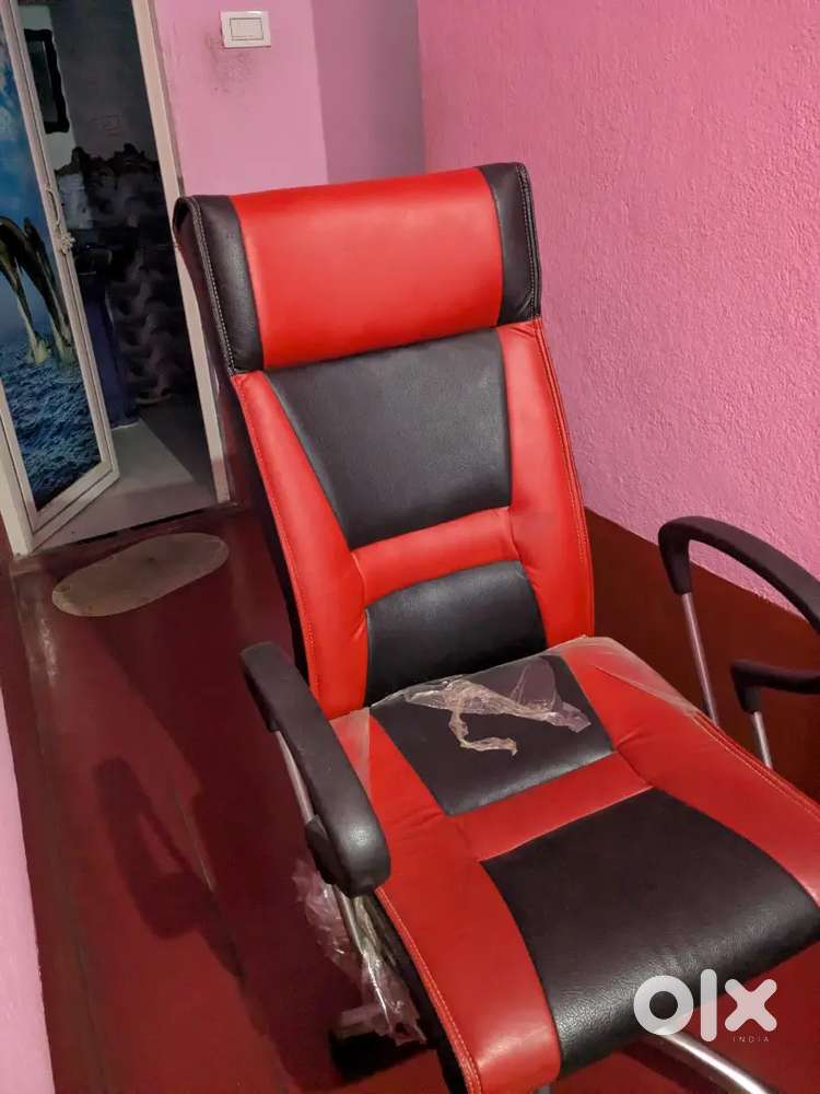 Revolving Chair