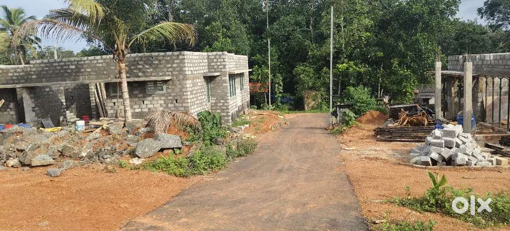 ഏറ്റുമാനൂർ ടൗണിൽ നിന്നും 3 km ദൂരത്തിൽ 6 സെന്റ് സ്ഥലം വില്പനക്ക്