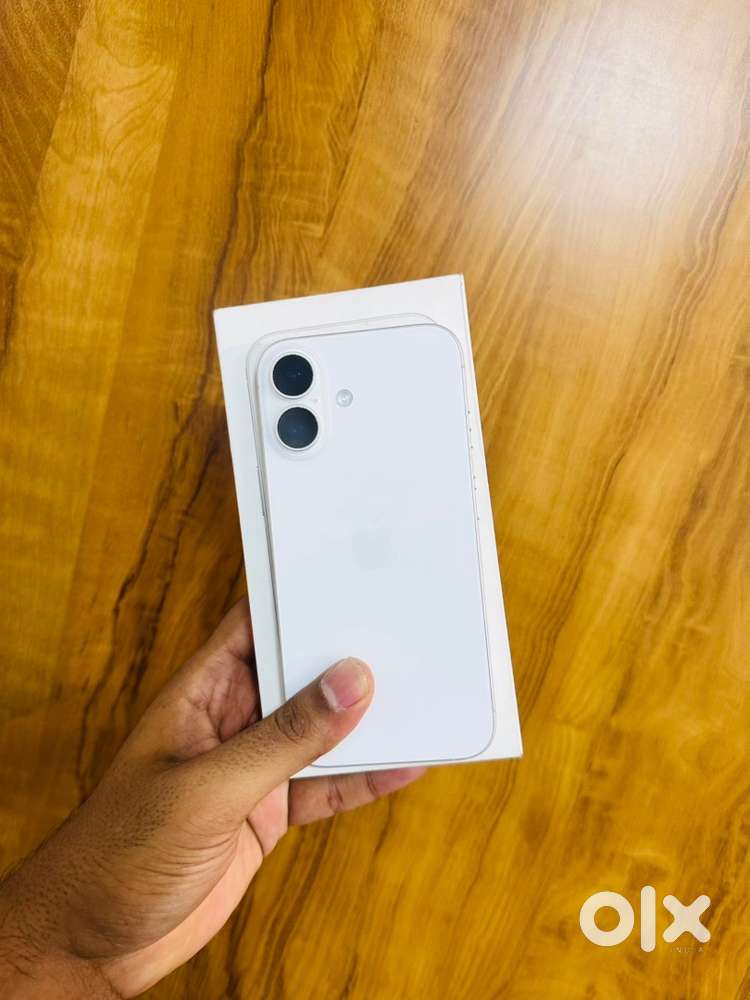 Iphone 16 128gb 100bh 6 months warranty