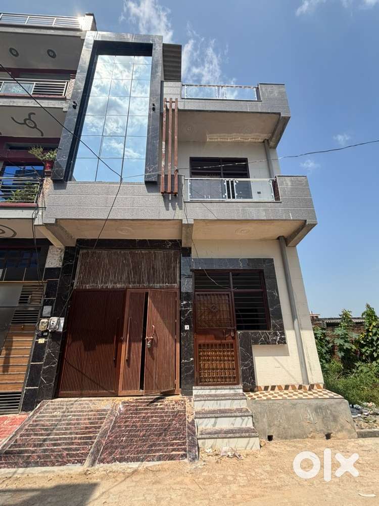 104 Gaj luxzry Villa 1.5 story